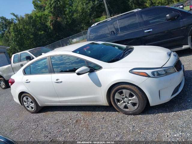 Продаж на аукціоні авто 2017 Kia Forte Lx, vin: 3KPFL4A76HE035407, номер лоту: 45984516