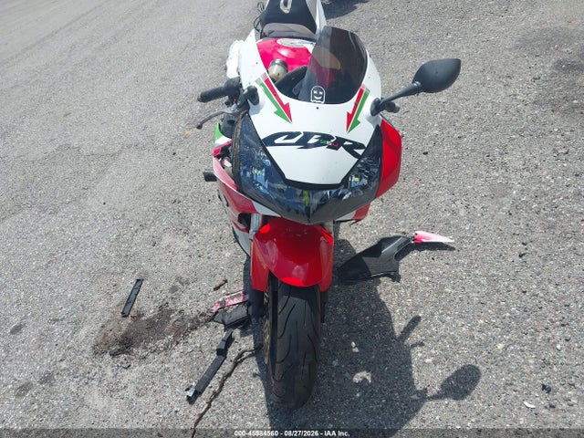 45984560 :رقم المزاد ، JH2SC50012M007734 vin ، 2002 Honda Cbr900 Rr مزاد بيع