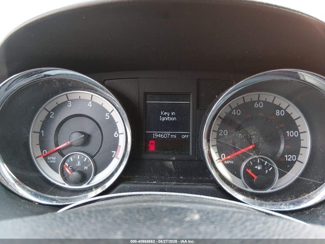 2011 Dodge Grand Caravan Crew მანქანა იყიდება აუქციონზე, vin: 2D4RN5DG0BR751723, აუქციონის ნომერი: 45984562