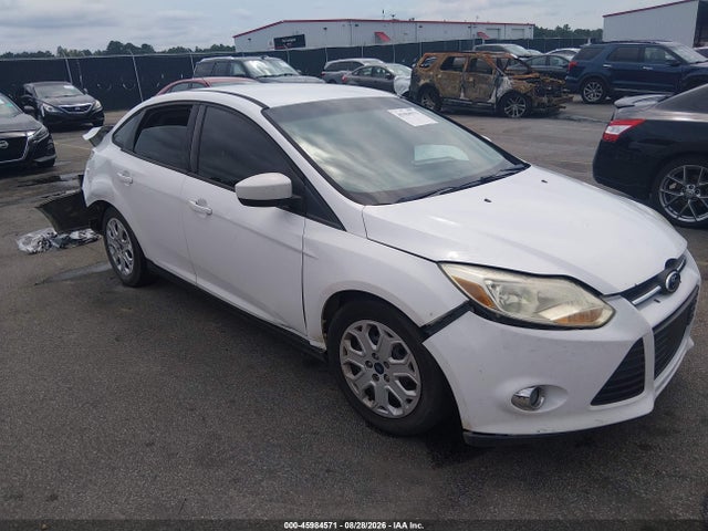 Продаж на аукціоні авто 2012 Ford Focus Se, vin: 1FAHP3F28CL385633, номер лоту: 45984571