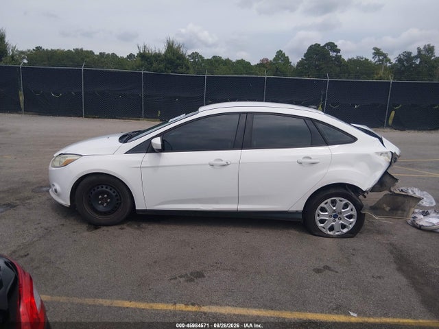 2012 Ford Focus Se მანქანა იყიდება აუქციონზე, vin: 1FAHP3F28CL385633, აუქციონის ნომერი: 45984571