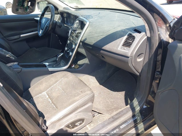 YV440MDJ1F2716332 Volvo Xc60 T5