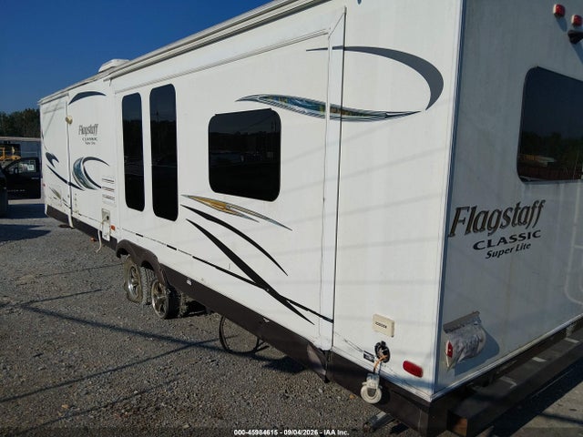 2015 Forest River Travel Trlr მანქანა იყიდება აუქციონზე, vin: 4X4TFLG22F1861438, აუქციონის ნომერი: 45984615
