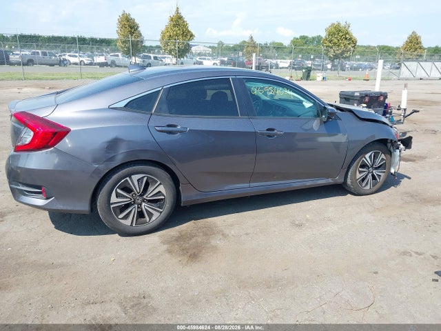 45984624 :رقم المزاد ، 19XFC1F39HE006309 vin ، 2017 Honda Civic Ex-t مزاد بيع