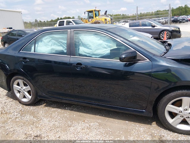 4T1BF1FK6EU368975 Toyota CAMRY SE