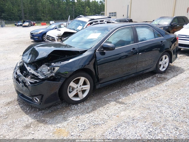 4T1BF1FK6EU368975 Toyota CAMRY SE