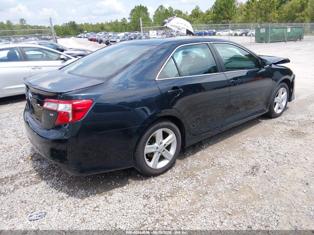 4T1BF1FK6EU368975 Toyota CAMRY SE