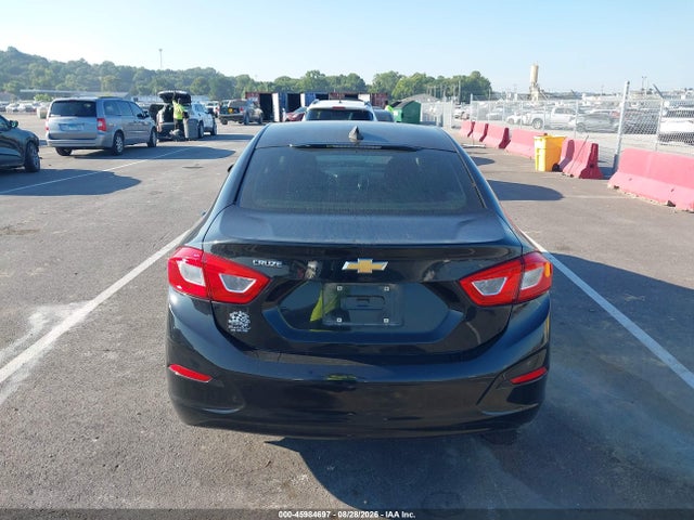 Продаж на аукціоні авто 2018 Chevrolet Cruze Ls Auto, vin: 1G1BC5SM5J7136364, номер лоту: 45984697