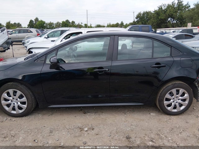 5YFB4MDE6TP398271 Toyota COROLLA LE