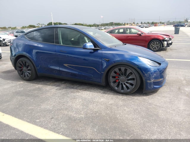 45984744 :رقم المزاد ، 7SAYGDEF0SA347156 vin ، 2025 Tesla Model Y Performance Dual Motor All-wheel Drive مزاد بيع