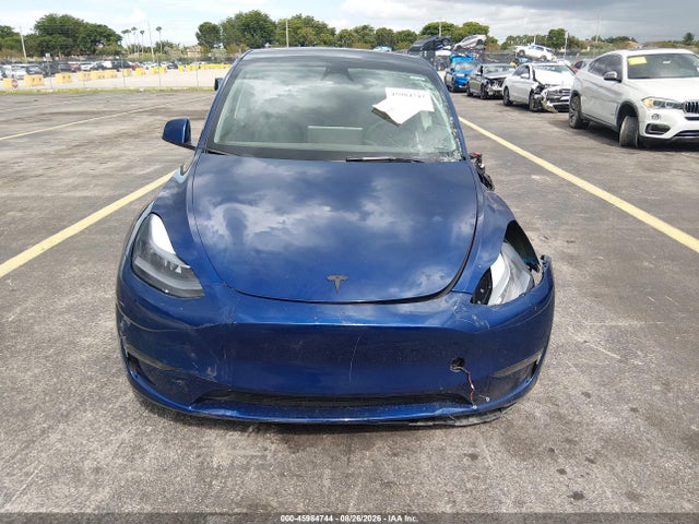Продаж на аукціоні авто 2025 Tesla Model Y Performance Dual Motor All-wheel Drive, vin: 7SAYGDEF0SA347156, номер лоту: 45984744