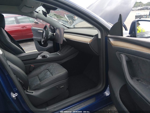 Продаж на аукціоні авто 2025 Tesla Model Y Performance Dual Motor All-wheel Drive, vin: 7SAYGDEF0SA347156, номер лоту: 45984744