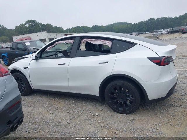 Auction sale of the 2023 Tesla Model Y, vin: 7SAYGDEE7PA050092, lot number: 45984767