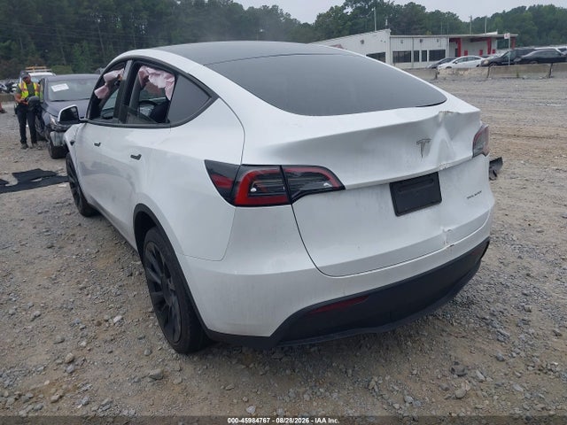 Auction sale of the 2023 Tesla Model Y, vin: 7SAYGDEE7PA050092, lot number: 45984767