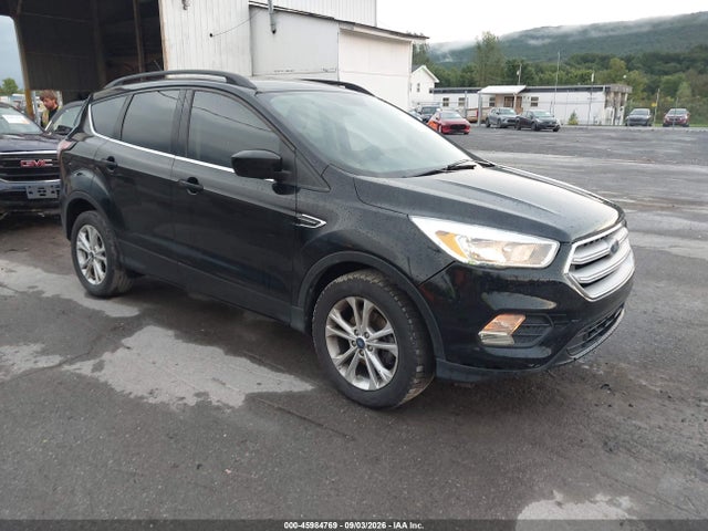 Продажа на аукционе авто 2018 Ford Escape Se, vin: 1FMCU0GD7JUD01137, номер лота: 45984769