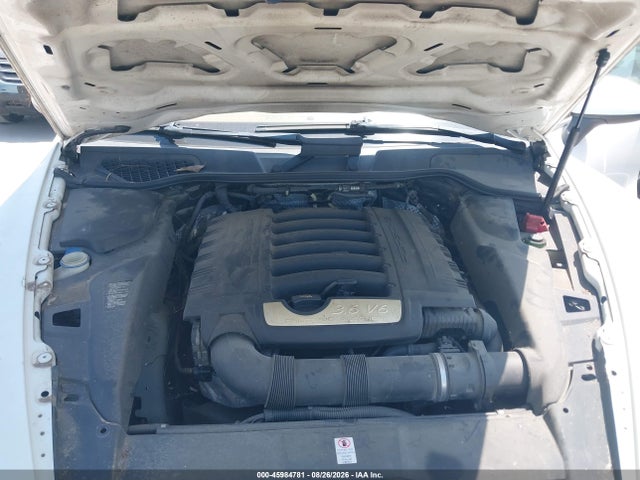 45984781 :رقم المزاد ، WP1AA2A20CLA08095 vin ، 2012 Porsche Cayenne مزاد بيع