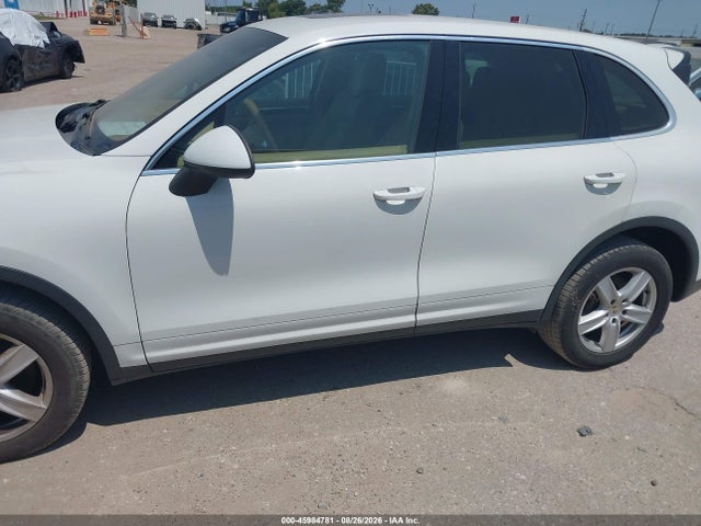 45984781 :رقم المزاد ، WP1AA2A20CLA08095 vin ، 2012 Porsche Cayenne مزاد بيع