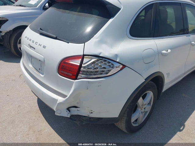 45984781 :رقم المزاد ، WP1AA2A20CLA08095 vin ، 2012 Porsche Cayenne مزاد بيع