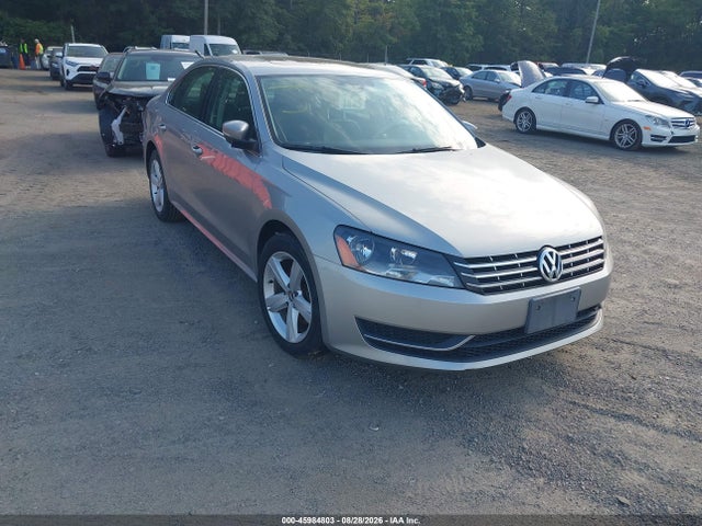 2013 Volkswagen Passat 2.0l Tdi Se მანქანა იყიდება აუქციონზე, vin: 1VWBN7A3XDC141252, აუქციონის ნომერი: 45984803