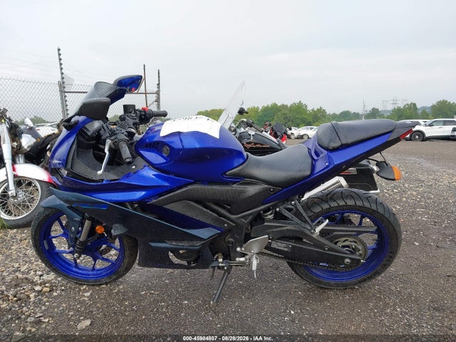 Yamaha Yzfr3 A 2023 MH3RH18Y5PK009762 Image 13