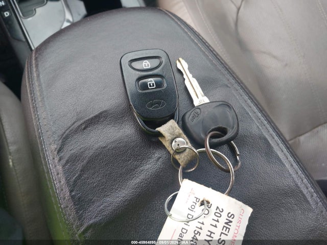 Продажа на аукционе авто 2011 Hyundai Tucson Limited, vin: KM8JUCAC3BU243280, номер лота: 45984895