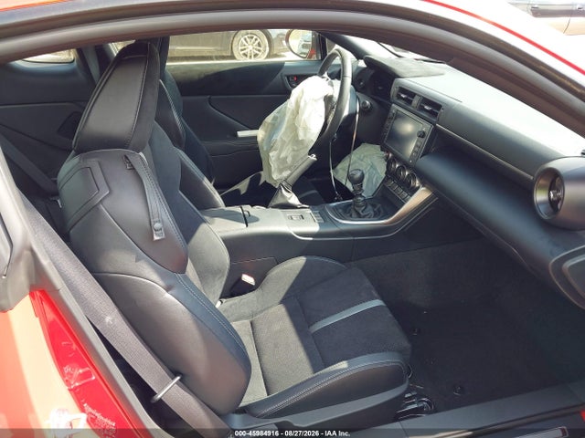 45984916 :رقم المزاد ، JF1ZNBE10S9756387 vin ، 2025 Toyota Gr86 Premium مزاد بيع