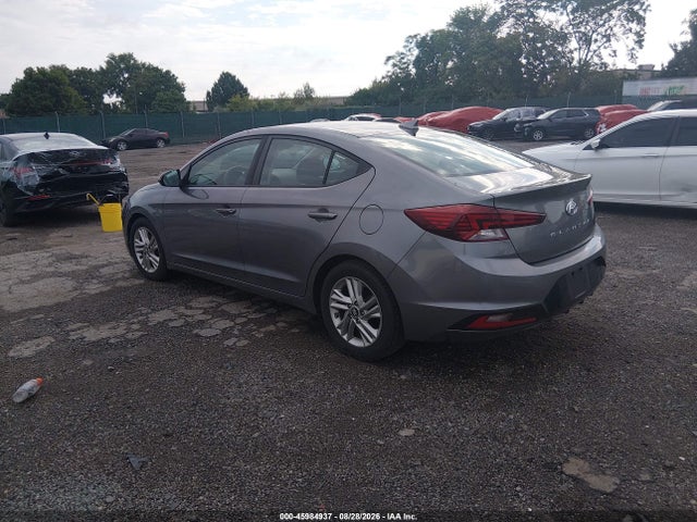 Hyundai Elantra Value Edition 2019 5NPD84LF7KH414870 Image 3