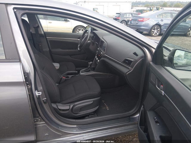 Hyundai Elantra Value Edition 2019 5NPD84LF7KH414870 Image 5