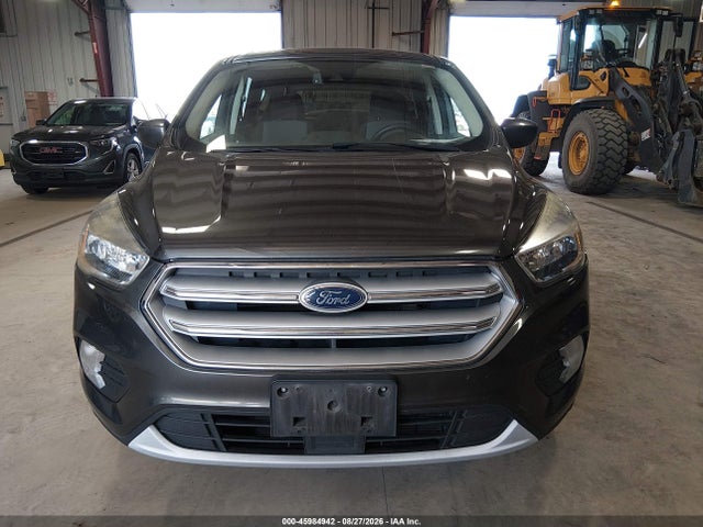Продажа на аукционе авто 2019 Ford Escape Se, vin: 1FMCU9GD9KUA36923, номер лота: 45984942