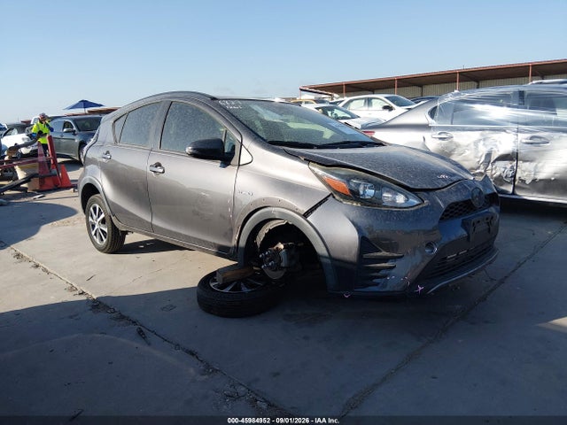 Продажа на аукционе авто 2018 Toyota Prius C Three, vin: JTDKDTB32J1619524, номер лота: 45984952
