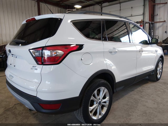 Продажа на аукционе авто 2018 Ford Escape Se, vin: 1FMCU9GD0JUC38810, номер лота: 45984984