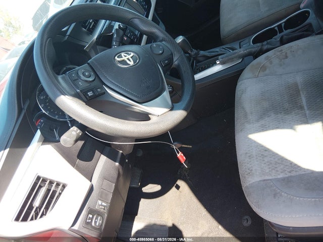 2014 Toyota Corolla Le მანქანა იყიდება აუქციონზე, vin: 2T1BURHE6EC157739, აუქციონის ნომერი: 45985068