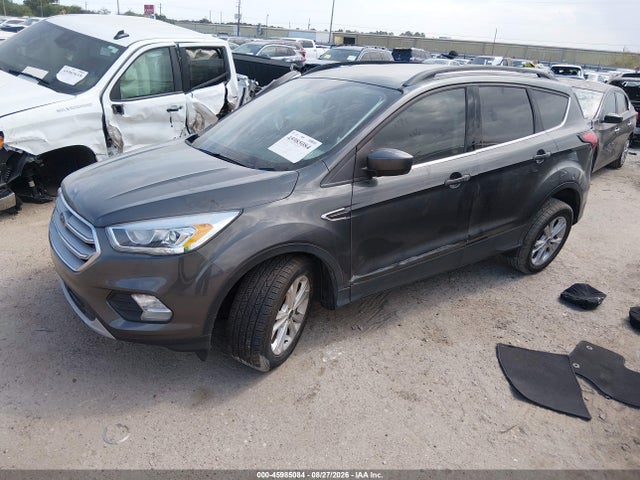 45985084 :رقم المزاد ، 1FMCU9HD8KUA50360 vin ، 2019 Ford Escape Sel مزاد بيع