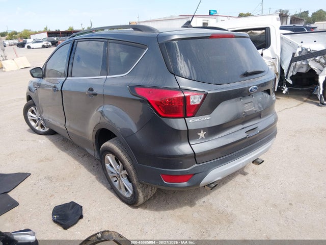 45985084 :رقم المزاد ، 1FMCU9HD8KUA50360 vin ، 2019 Ford Escape Sel مزاد بيع