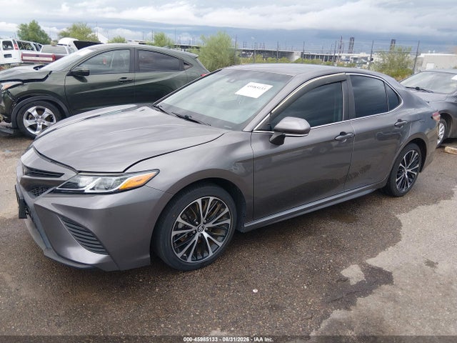 4T1B11HK8JU117302 Toyota CAMRY SE