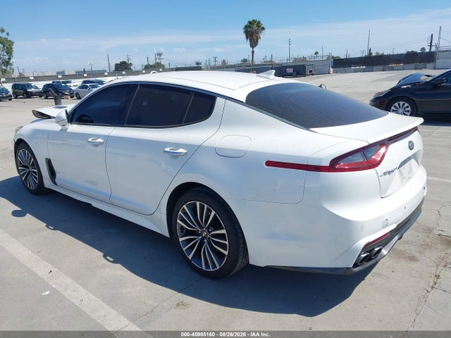 2019 Kia Stinger მანქანა იყიდება აუქციონზე, vin: KNAE15LA7K6049536, აუქციონის ნომერი: 45985160