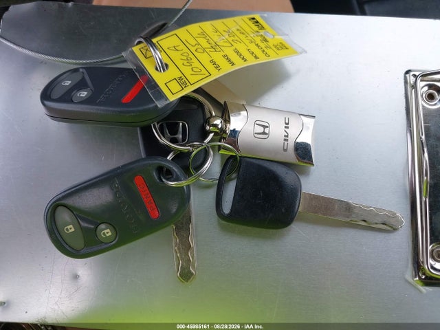 45985161 :رقم المزاد ، 1HGEM225X5L037806 vin ، 2005 Honda Civic Lx مزاد بيع