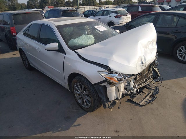 45985203 :رقم المزاد ، 4T1BF1FK7FU986193 vin ، 2015 Toyota Camry Xle مزاد بيع