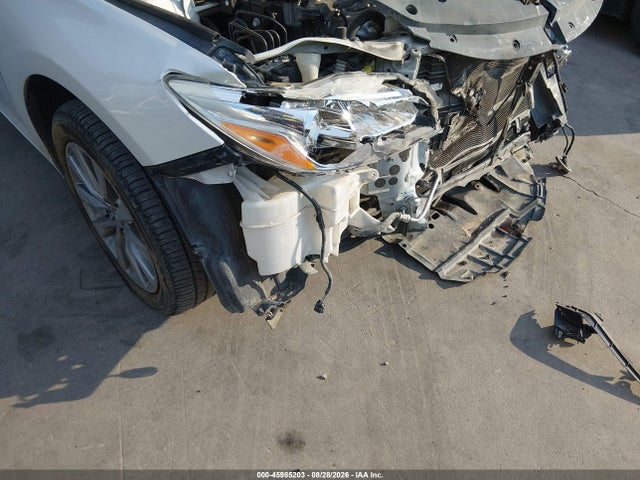 45985203 :رقم المزاد ، 4T1BF1FK7FU986193 vin ، 2015 Toyota Camry Xle مزاد بيع