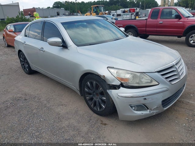 45985228 :رقم المزاد ، KMHGC4DE1BU123705 vin ، 2011 Hyundai Genesis 3.8 مزاد بيع