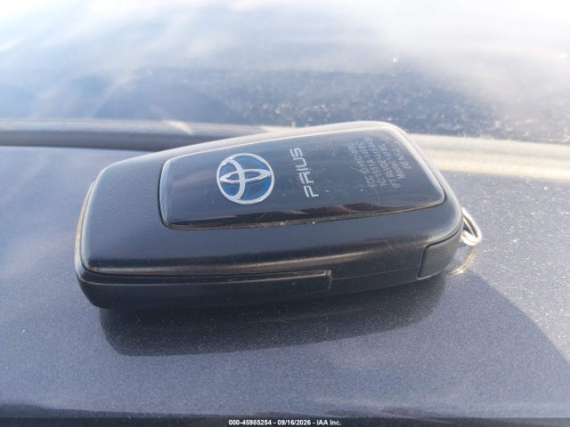 45985254 :رقم المزاد ، JTDKARFU4H3045117 vin ، 2017 Toyota Prius مزاد بيع
