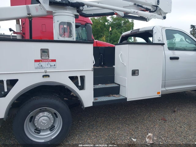 Продажа на аукционе авто 2025 Ram 5500 Chassis With Bucket Lift Tradesman/big Horn, vin: 3C7WRNBL1SG519788, номер лота: 45985263