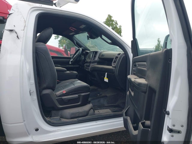 Продажа на аукционе авто 2025 Ram 5500 Chassis With Bucket Lift Tradesman/big Horn, vin: 3C7WRNBL1SG519788, номер лота: 45985263