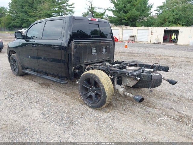 45985266 :رقم المزاد ، 1C6SRFFT6MN678819 vin ، 2021 Ram 1500 Big Horn  4x4 5'7 Box مزاد بيع