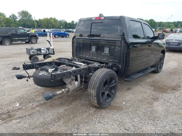 45985266 :رقم المزاد ، 1C6SRFFT6MN678819 vin ، 2021 Ram 1500 Big Horn  4x4 5'7 Box مزاد بيع