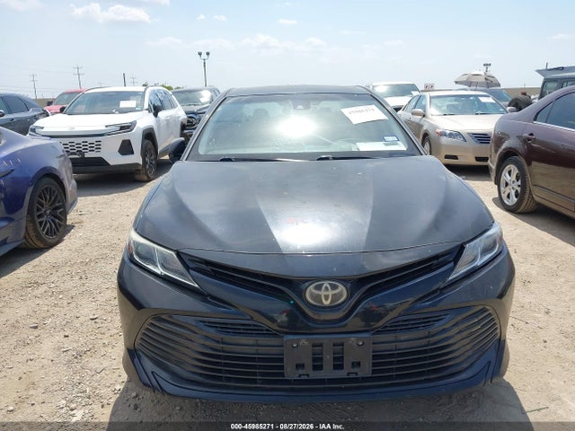 Продажа на аукционе авто 2018 Toyota Camry Le, vin: JTNB11HK7J3033400, номер лота: 45985271
