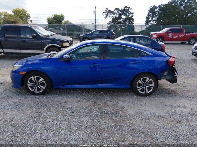 45985274 :رقم المزاد ، 19XFC2F57JE003602 vin ، 2018 Honda Civic Lx مزاد بيع