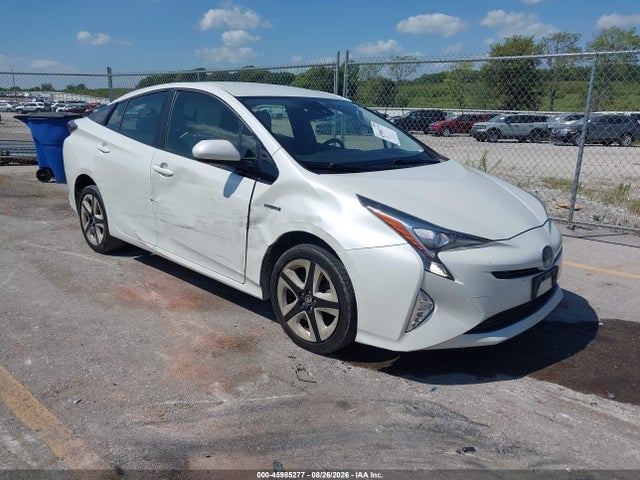 2016 Toyota Prius Three Touring მანქანა იყიდება აუქციონზე, vin: JTDKARFU8G3515406, აუქციონის ნომერი: 45985277