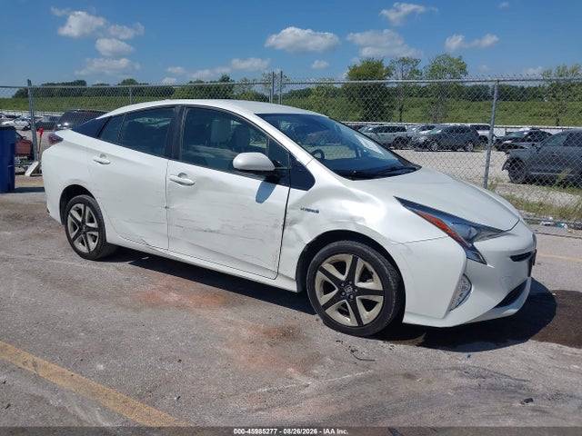 2016 Toyota Prius Three Touring მანქანა იყიდება აუქციონზე, vin: JTDKARFU8G3515406, აუქციონის ნომერი: 45985277