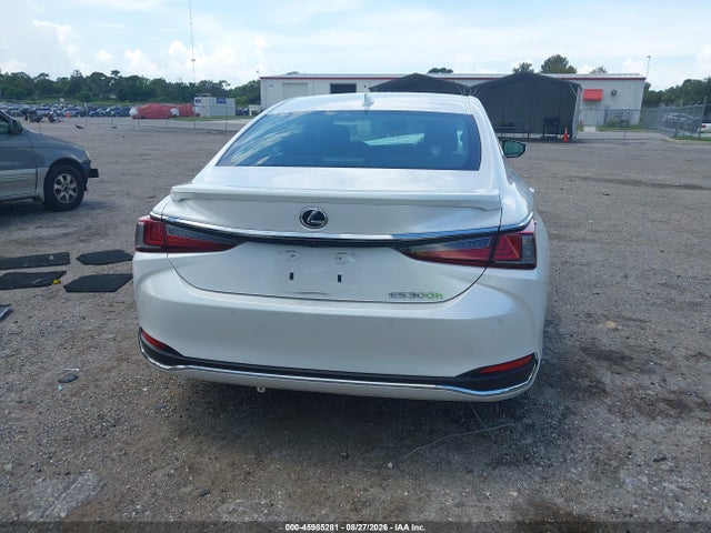 45985281 :رقم المزاد ، 58AEA1C1XRU053344 vin ، 2024 Lexus Es 300h Luxury مزاد بيع